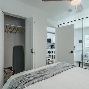 Luxury Tiny Home 2 Miles From Downtown Orlando